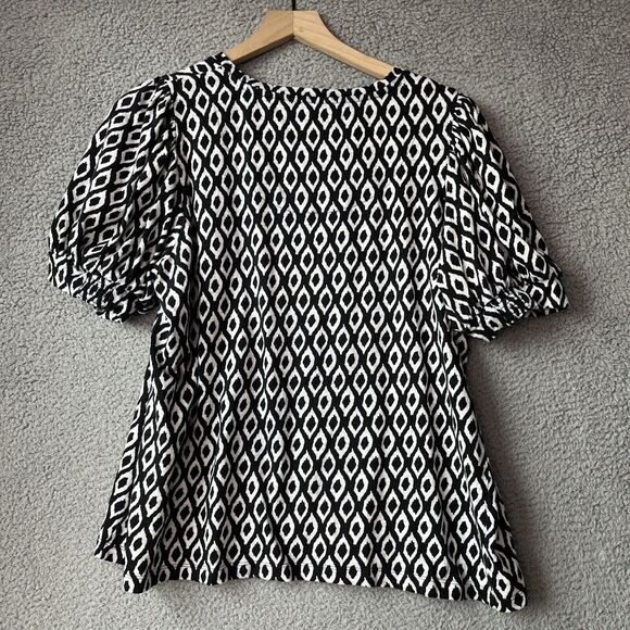Chicos Top 3 XL Puff Sleeve Diamond Geometric Black White T-Shirt Chic Work - Picture 7 of 12